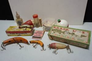 lot 620 image: Vintage Sporting Fishing...