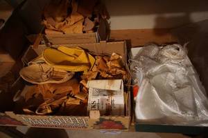 lot 637 image: Leather Tanning Fiberglass Supplies