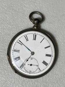 lot 425 image: Vintage Collectible Silver Pocket Watch...
