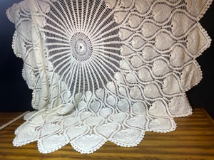 lot 722 image: Vintage Textile Crocheted Table-Cloth Dressing Skirt Round Handmade 60-inch