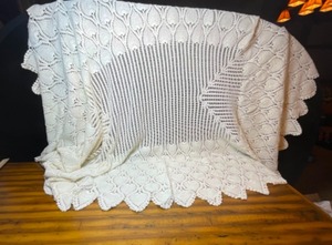lot 723 image: Vintage Textile Crocheted Tablecloth Linen Cover...