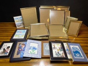 lot 173 image: Home DeCor Picture Frames Etc.