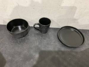 14 Piece Black Dinnerware Set