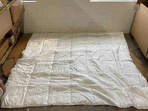 White Modern Blanket 92x96