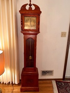 lot 16 image: Custom Built Grandfather Clock 14.5 x 10 x 72
