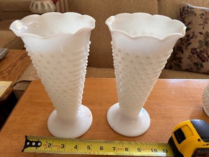 lot 28 image: Two Vintage Fenton Hobnail Milk Glass Vases