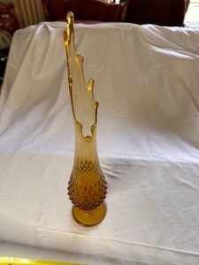 lot 59 image: Vintage Fenton Hobnail Amber 21 Swung Glass MCM Vase