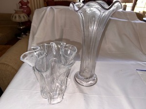 lot 78 image: Beautiful Clear Glass Ruffled Top Vase and Vintage Handkerchief Vase