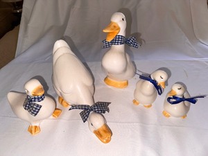 lot 93 image: Vintage Ceramic White Ducks with Blue Bows