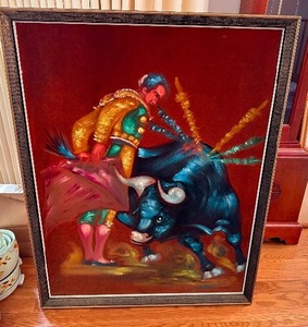 lot 129 image: Vintage Velvet Bull Fighter Paiting