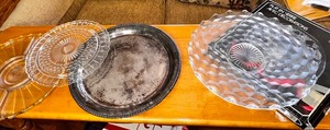 lot 223 image: Variety of Serving Trays