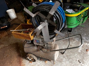 lot 236 image: Air Compressor Power Pal with Air Hose Reel