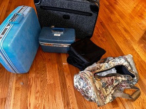 lot 162 image: Vintage Luggage