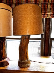 lot 187 image: Rustic Wood Table Lamp
