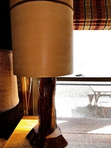 lot 188 image: Rustic Wood Table Lamp