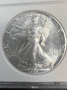 1989 AMERICAN SILVER EAGLE NGC MS69