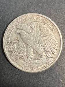 1944 US WALKING LIBERTY HALF DOLLAR