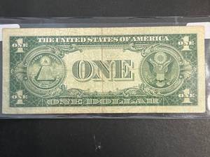 1935D US BLUE SEAL $1 SILVER CERTIFICATE