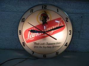 lot 2 image: VERY RARE - Leinenkugels Beer DOUBLE BUBBLE Light Up Clock - WORKS - ORIGINAL INCREDIBLE FANTASTIC PIECE - APPROX 15 - A MUST HAVE FOR SERIOUS COLLECTORS - SEE PICTURES - NO RESERVE