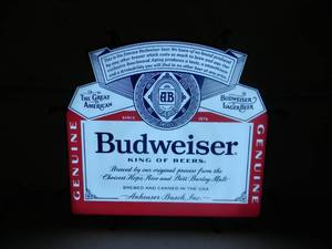 lot 19 image: RARE BUDWEISER KING OF BEERS LED ADJUSTABLE BAR LIGHT  SIGN - WORKS - VERY NICE - GREAT PIECE - APPROX 25 By 22 - SEE PICTURES - NO RESERVE