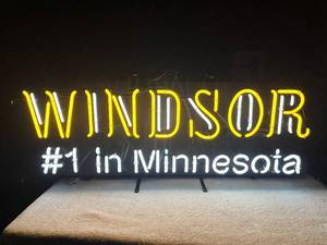 lot 8 image: RARE - WINDSOR CANADIAN #1 IN MINNESOTA NEON LIGHT - WORKS - NICE - ORIGINAL FANTASTIC PIECE - APPROX By  - SEE PICTURES - NO RESERVE
