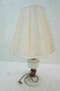 Vintage lamp wmilk glass