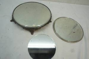 Display mirrors