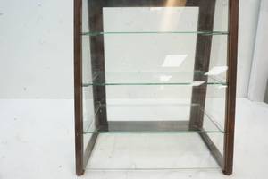 display case