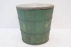 wood tub