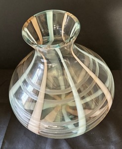 lot 140 image: Evolution by Waterford Stunning Striped Vase