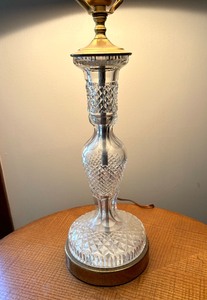 lot 329 image: Stunning Crystal Table Lamp
