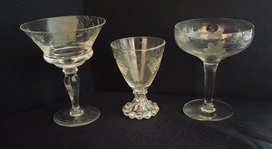 lot 339 image: Variety of Vintage Gorgeous Stemware  Glassware