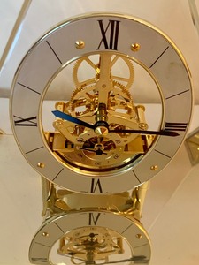 lot 277A image: Seiko Pyramid Triangle Quartz Skeleton Open Face Mantle Clock