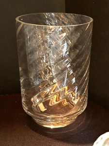 lot 383 image: Crystal and Clear Glass Grouping