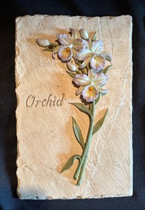 lot 396 image: Trio of Flower Motif Wall Plaques by Home Interiors