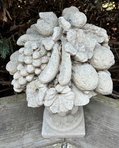 lot 404 image: Outdoor Cement Fruit Basket Figurine