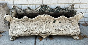 lot 416 image: Vintage Metal Planter