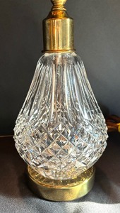 lot 432 image: Crystal Table Lamp