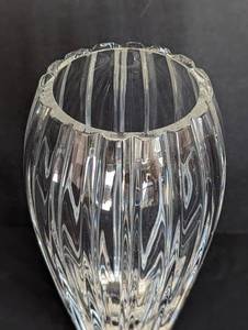 lot 219 image: Small Waterford Crystal Vase