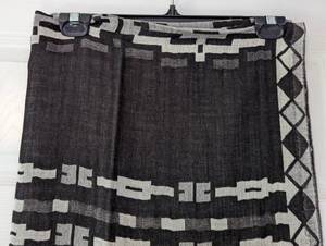 lot 228A image: New Pendleton Womens Scarf