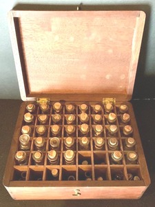 lot 450 image: Vintage Wooden Pharmaceutical Box with Medicinal Bottles