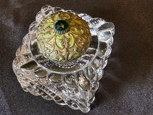lot 26 image: Vintage Inkwell