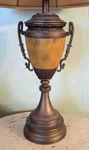 lot 99A image: Elegant Table Lamp
