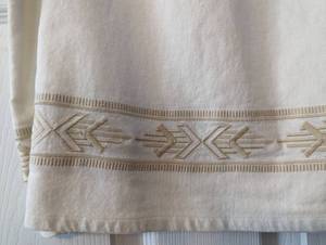 lot 118 image: New Pendleton Womens Embroidered Cotton Skirt