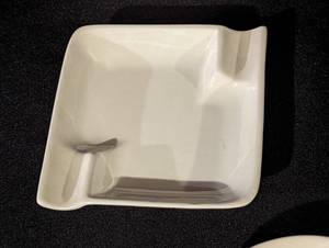 lot 461 image: Spode Imperial Porcelain Ashtrays
