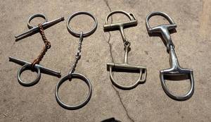 lot 467 image: Assorted Horse Reins, Straps and Bits