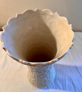 lot 278 image: Lenox 11 Inch Vase