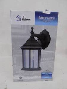 lot 95 image: Outdoor Lantern  (Home impressions)