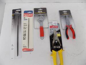 lot 193 image: Hand tools Files- Pliers- Snips- Wrench