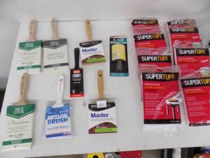 lot 231 image: Painting items